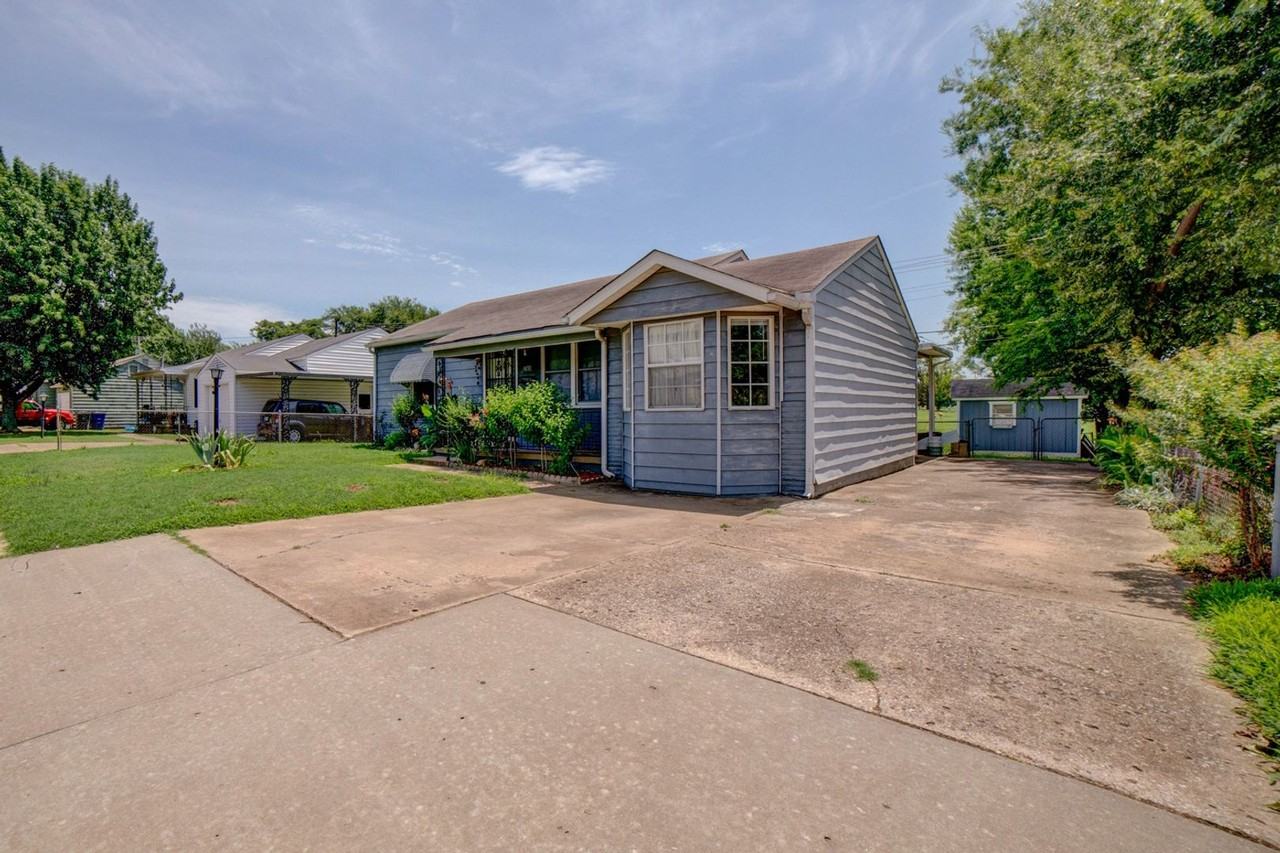 4650 E Independence St - Photo 2 of 23