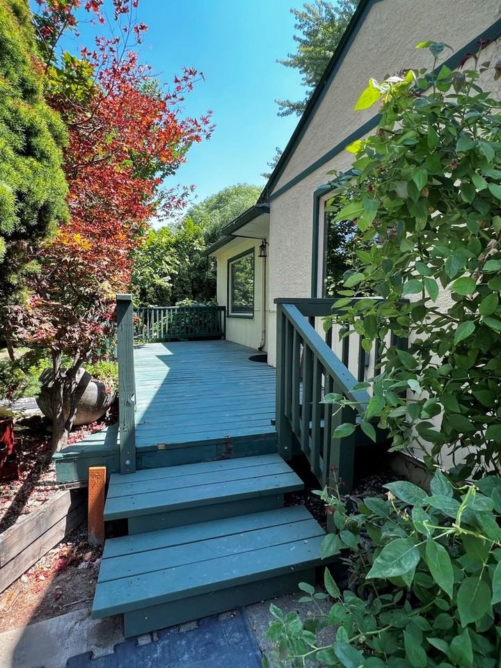 4203 W Catalpa Dr - Photo 3 of 40