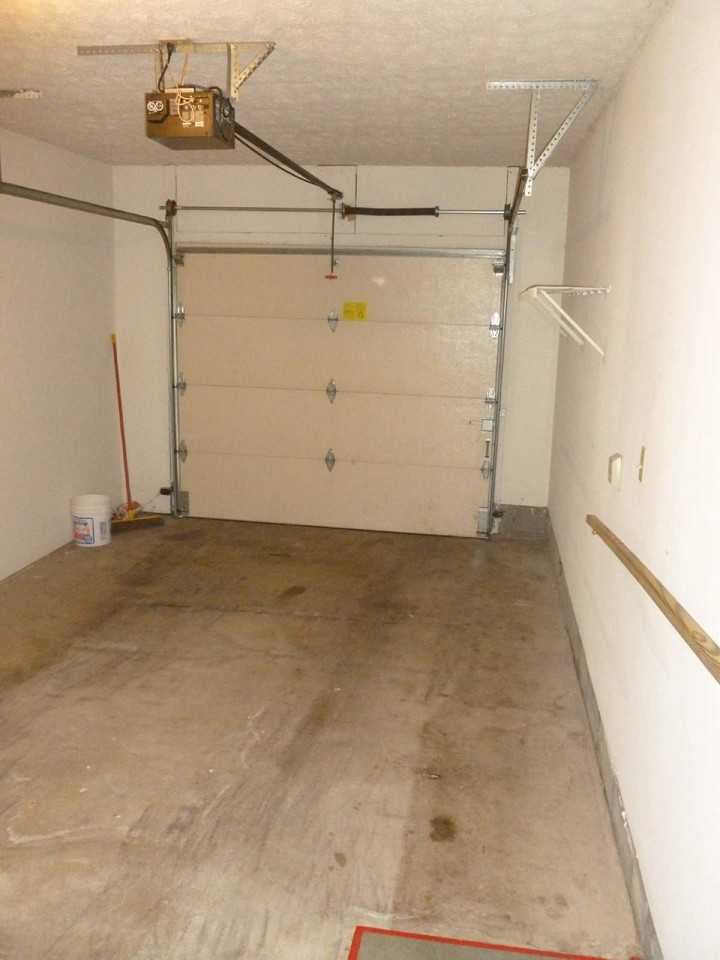 6342 N Jaccob Ct - Photo 3 of 9