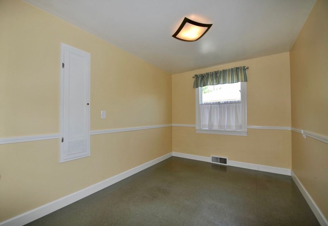 1223 E Saint Maries Ave - Photo 7 of 39