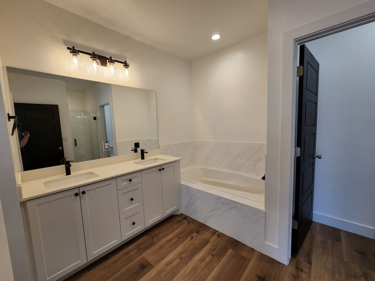 828 E Desert Cactus Dr - Photo 3 of 19