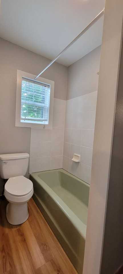 744 Se Cleveland Ave - Photo 7 of 12