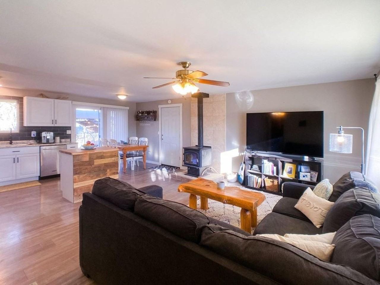 504 New York Ave - Photo 4 of 17