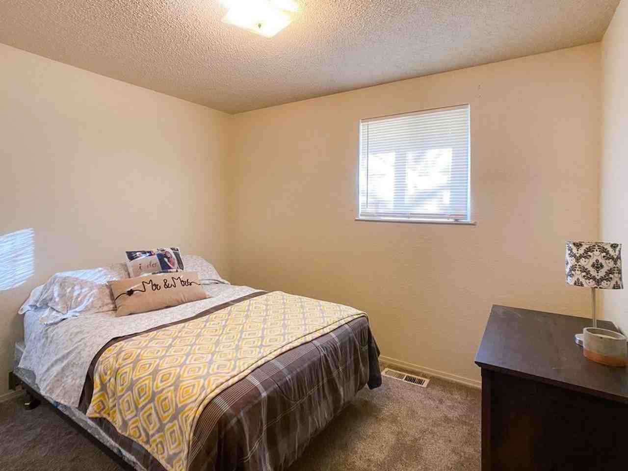 504 New York Ave - Photo 7 of 17