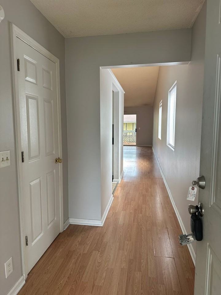 910 Brett Dr #82 - Photo 2 of 11