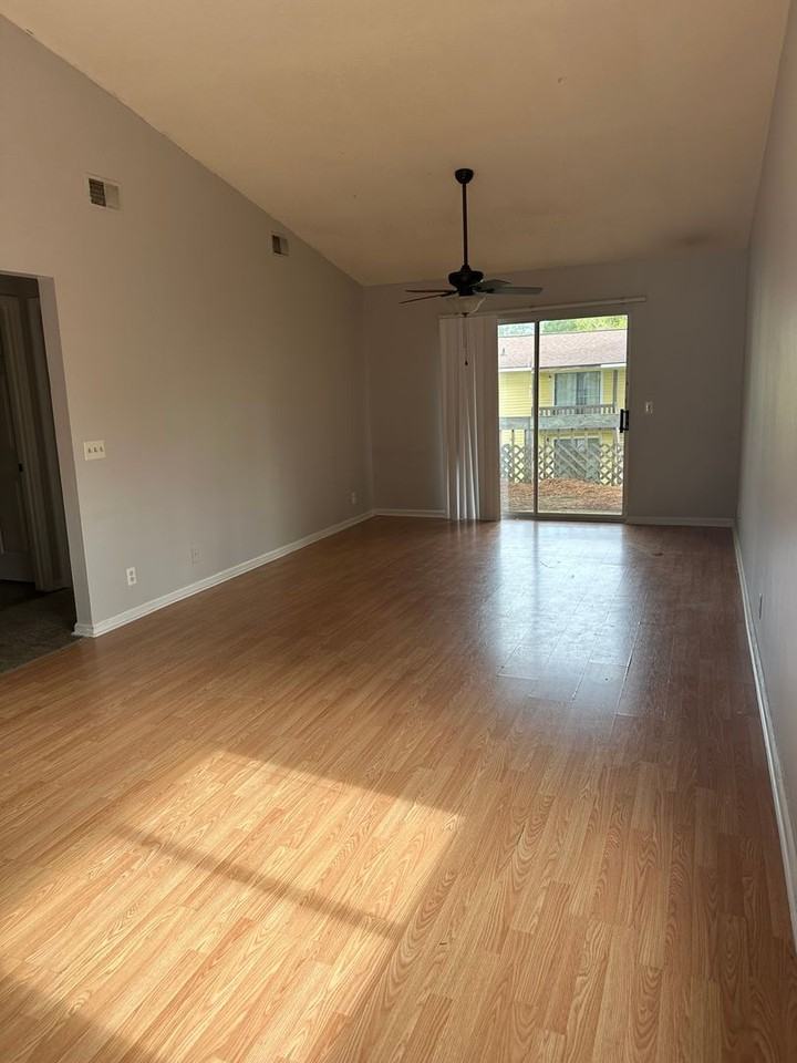 910 Brett Dr #82 - Photo 6 of 11