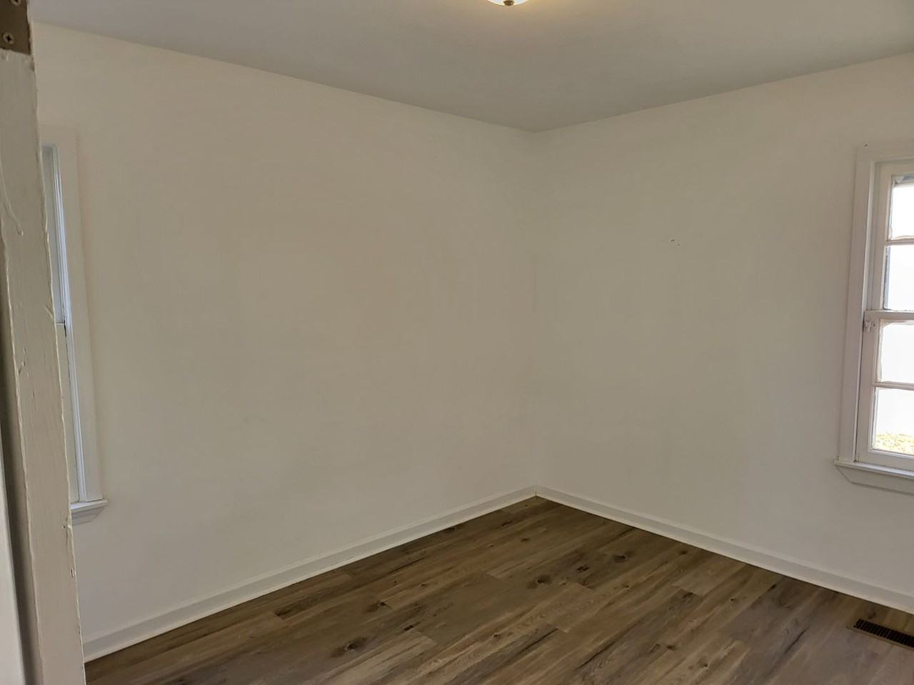 2312 3rd St E - Photo 7 of 8