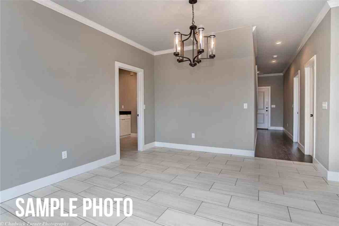 1502 Canal St - Photo 2 of 16