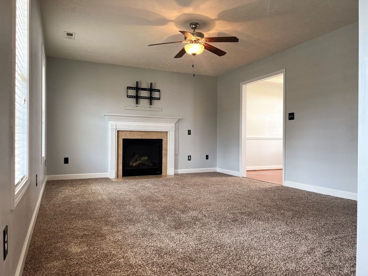 71 Caldwell St - Photo 5 of 22