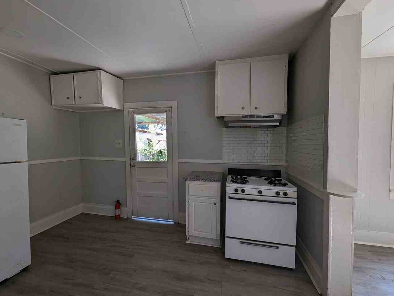 314 Joan St - Photo 5 of 11