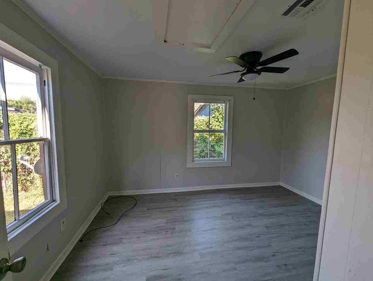 314 Joan St - Photo 7 of 11