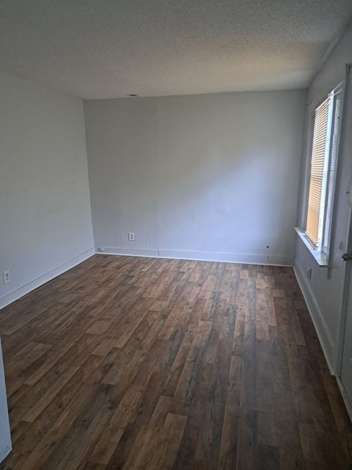 123 Kirven Street - Photo 3 of 6