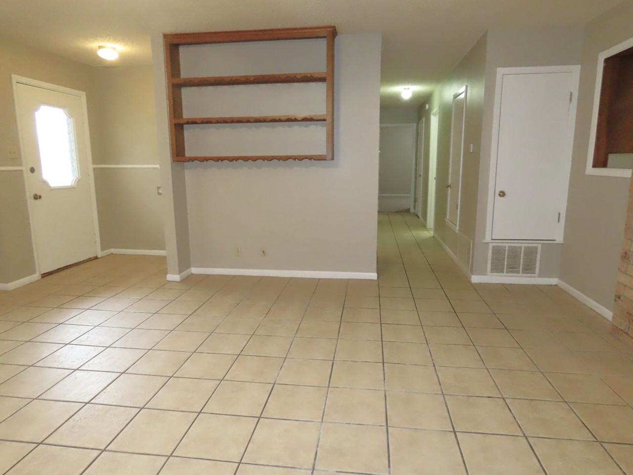 402 Muller Garden Rd - Photo 5 of 28