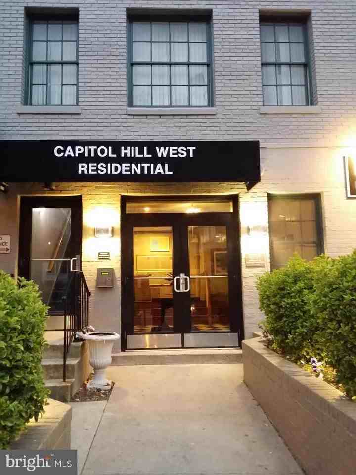 201 Massachusetts Ave Nw #306 - Photo 2 of 7