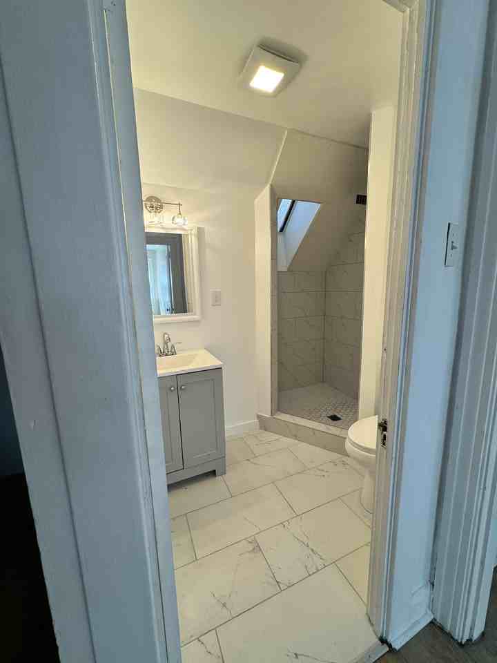 7029 Hamilton Ave #3 - Photo 2 of 10