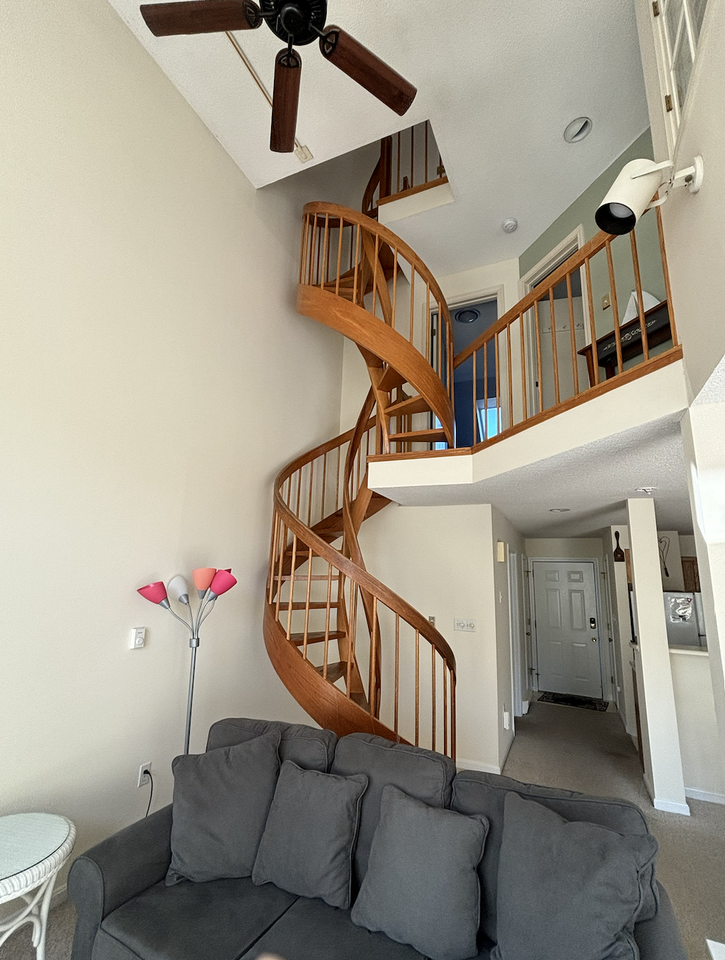 146 W Grand Ave #NA - Photo 3 of 36