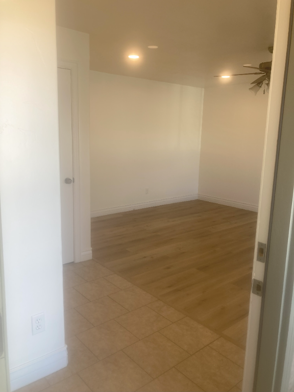 832 Swest #A - Photo 3 of 40