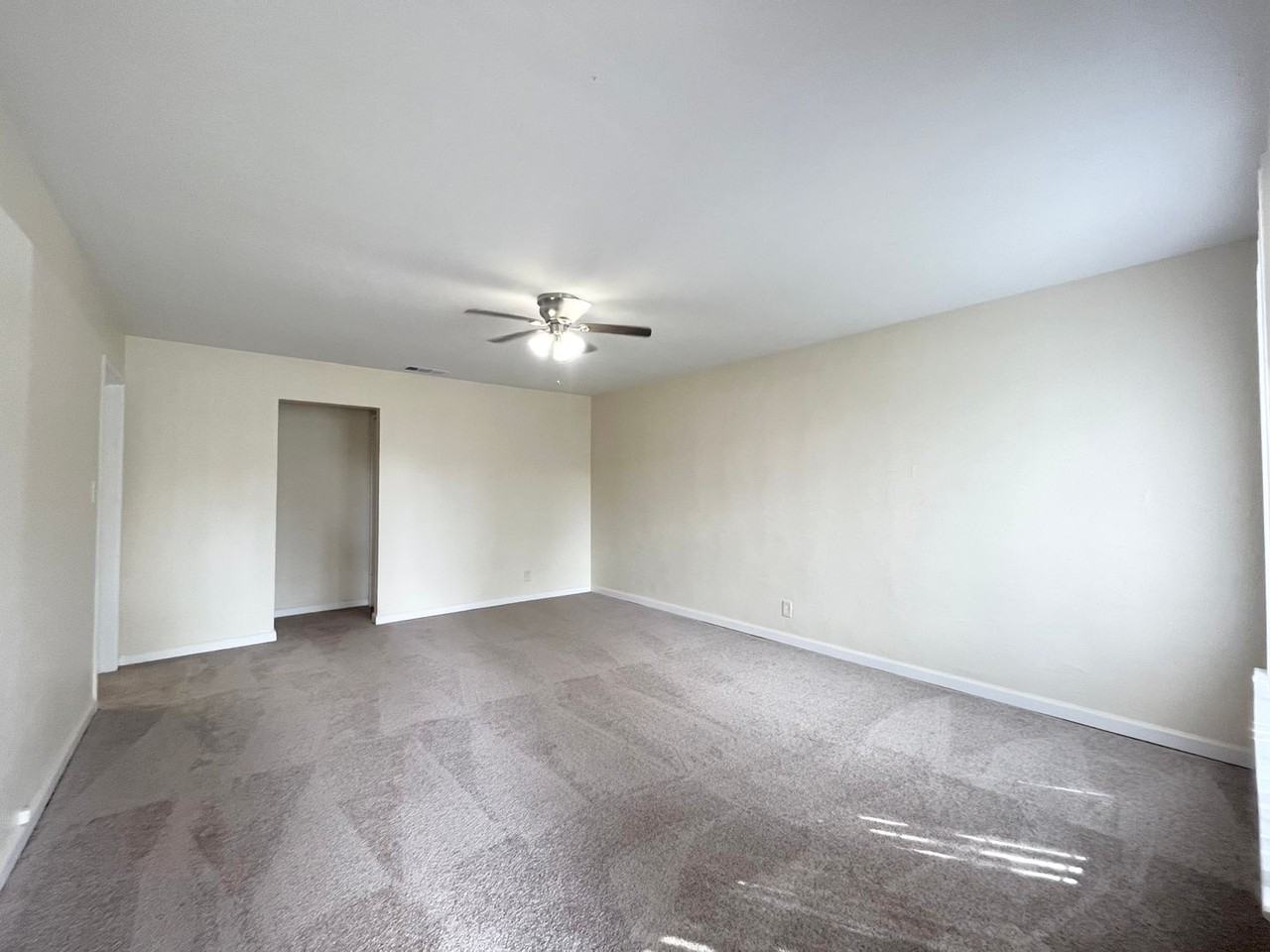 1706-1708 Madrone Avenue - Photo 2 of 10