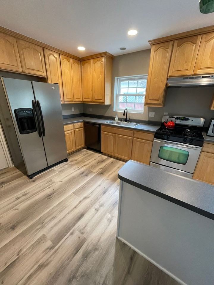 14174 Olive St - Photo 2 of 11