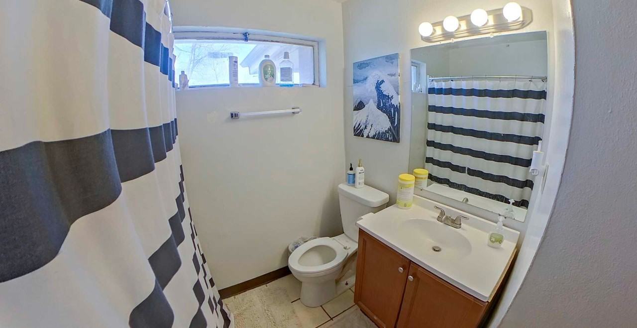 1937 Hunting Avenue - Photo 7 of 12