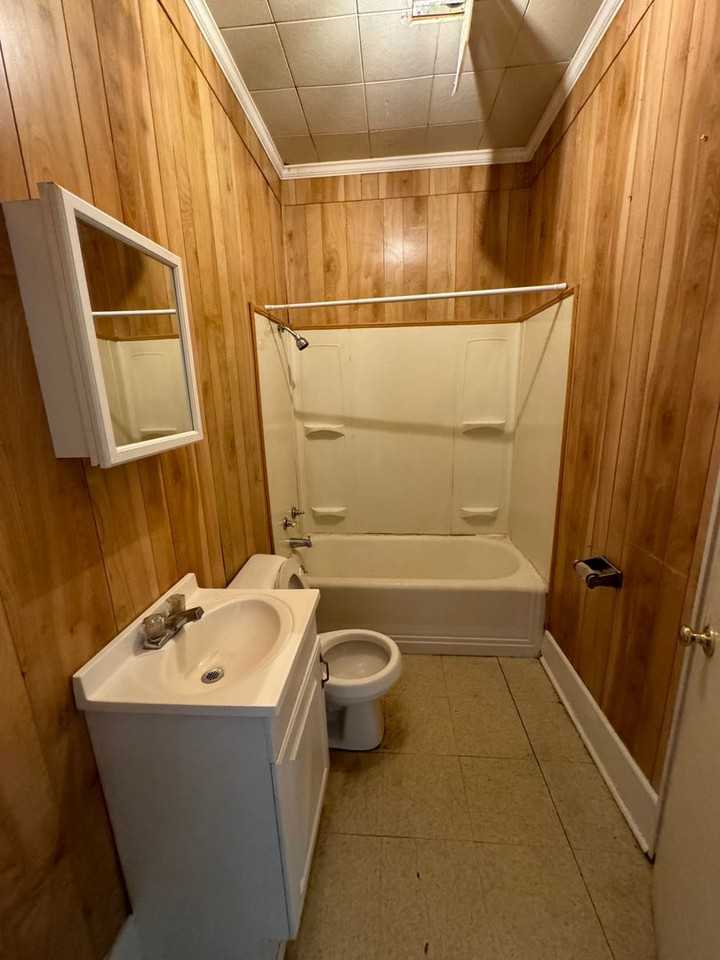 418 Wyche Street - Photo 6 of 8