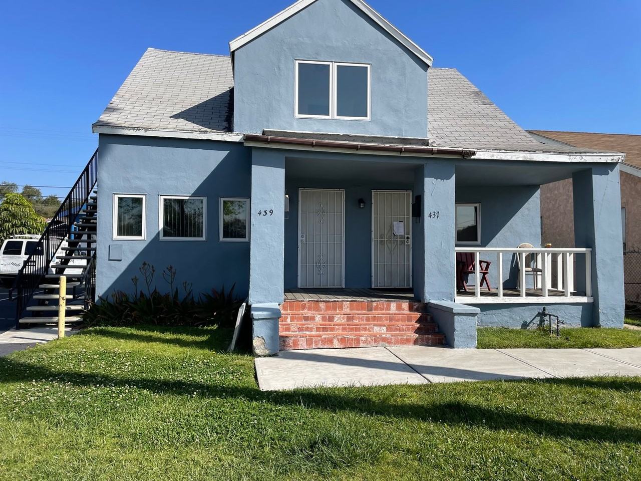 437-439 W. Maple St. - Photo 2 of 43