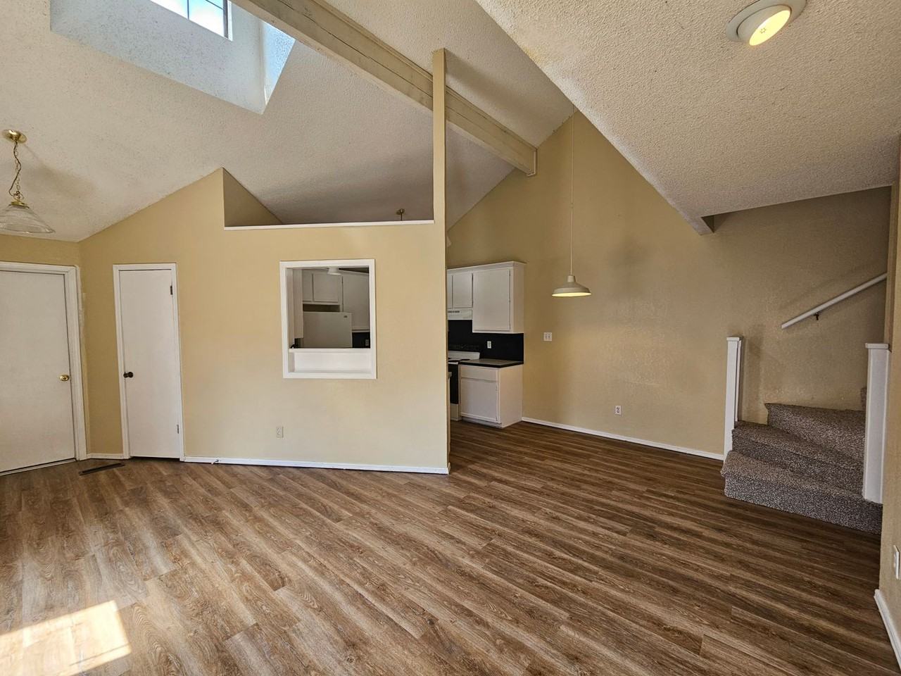 217 Monticello Rd - Photo 3 of 17