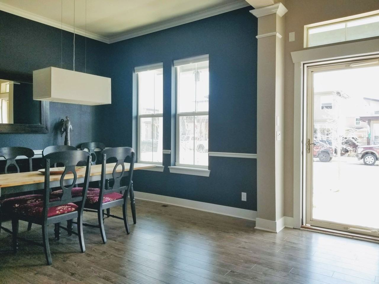 10847 E 26th Ave - Photo 4 of 34