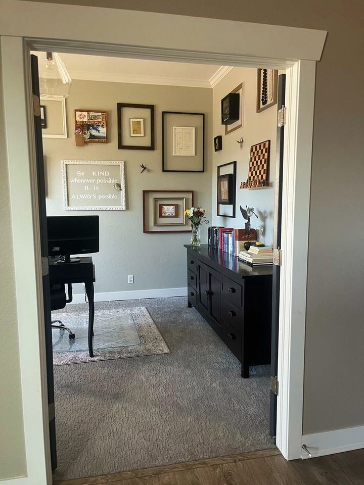 10847 E 26th Ave - Photo 5 of 34