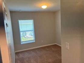 1134 Ne 39th Ter - Photo 1 of 1