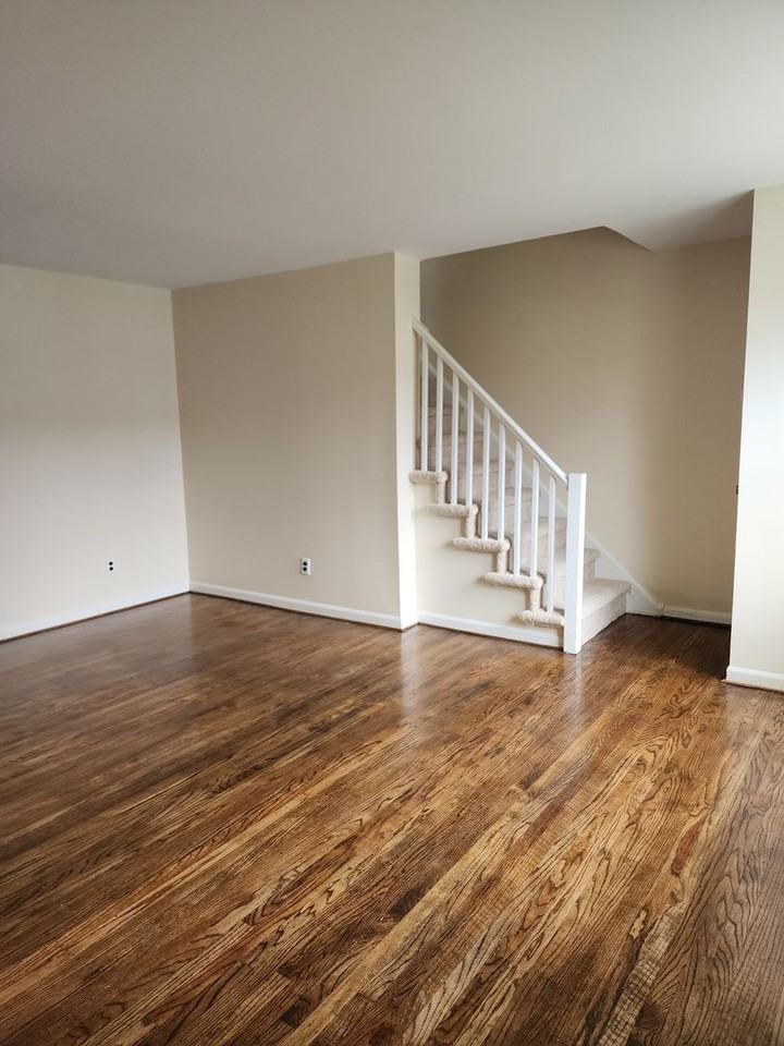 3033 W Court Ave - Photo 2 of 29