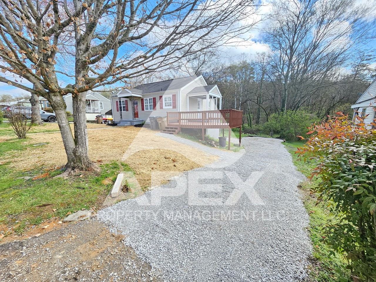 3710 S Haven Rd - Photo 3 of 19