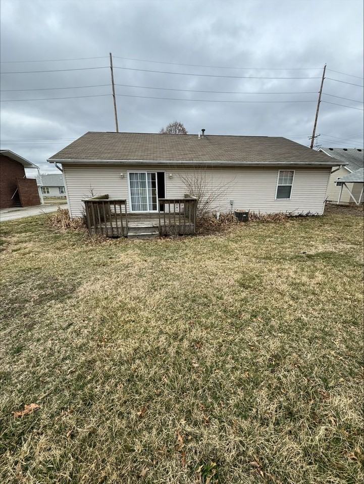 104 S High St - Photo 2 of 9