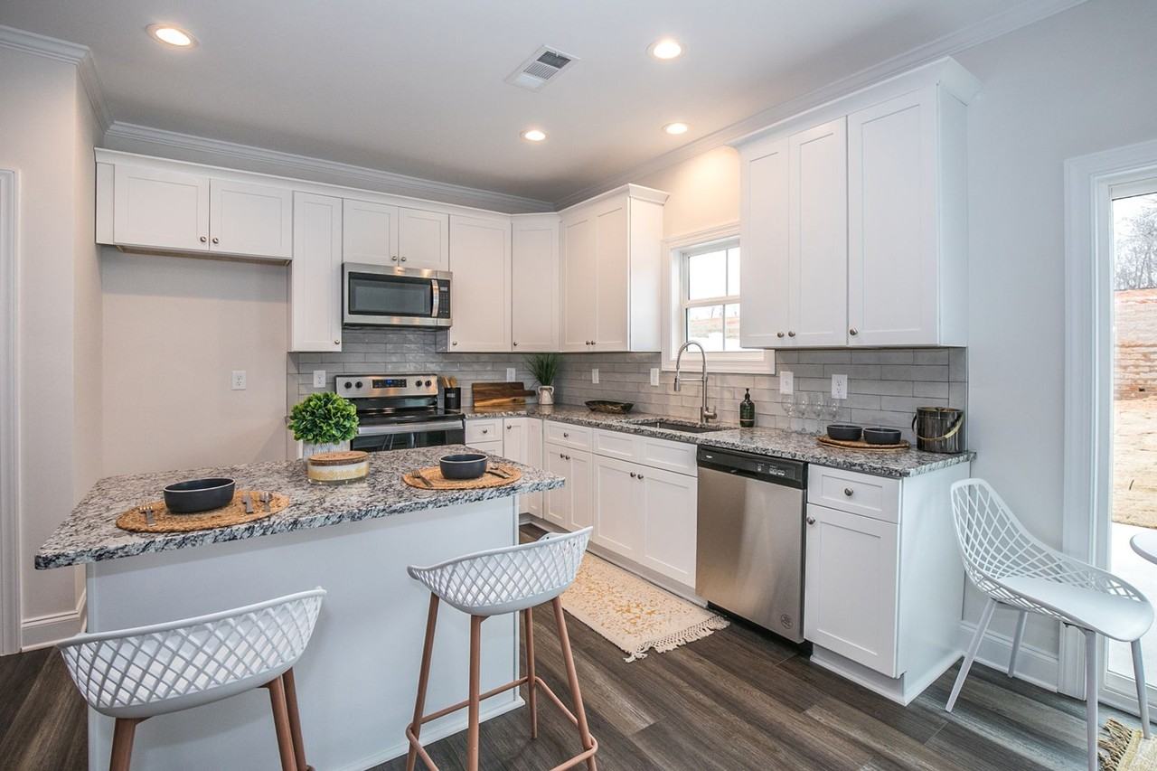 123 Magnolia Pl - Photo 2 of 29