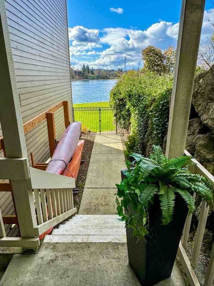 1311 Marlow Ave - Photo 3 of 40