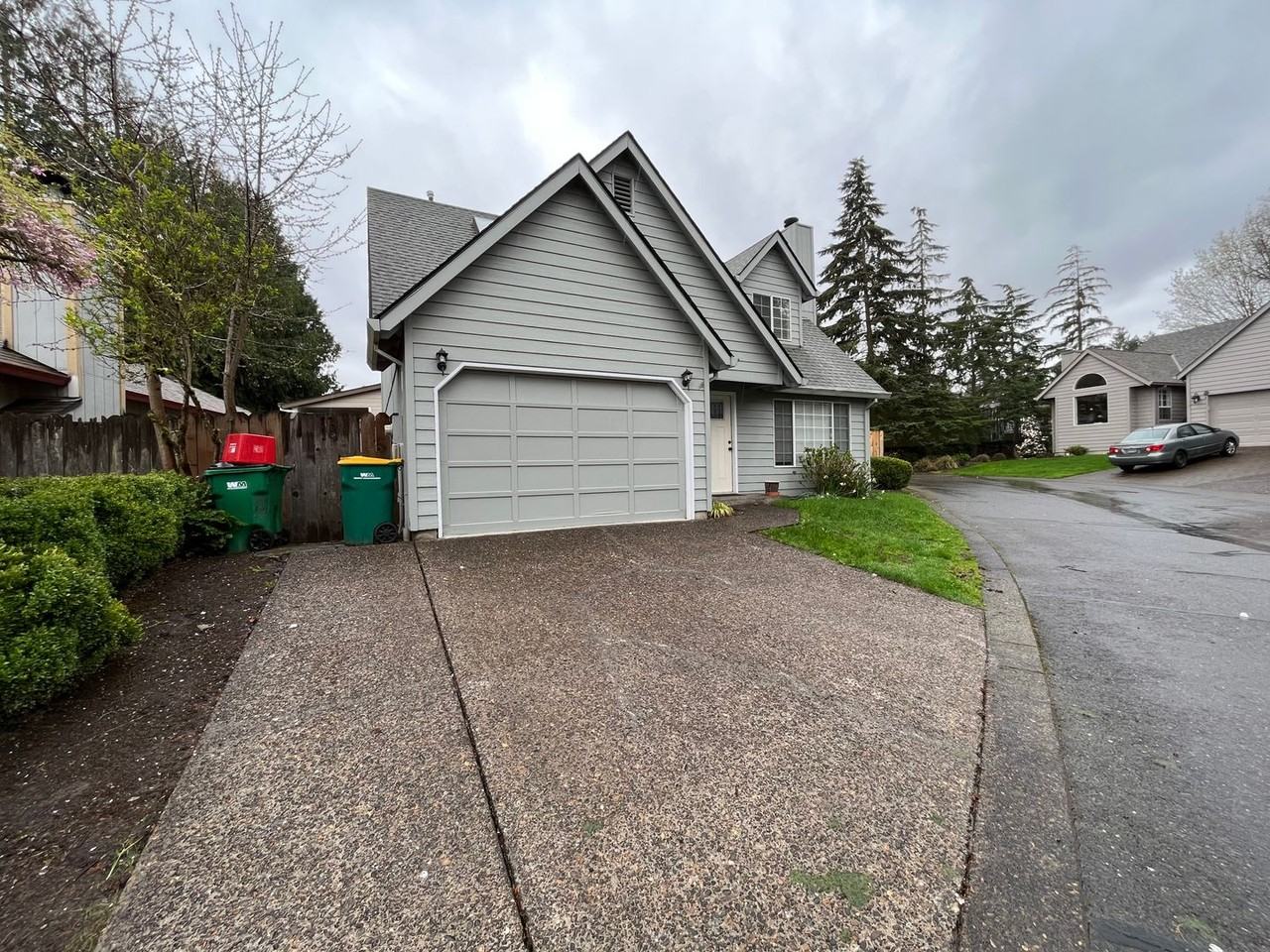 9233 Sw Davies Rd - Photo 2 of 40