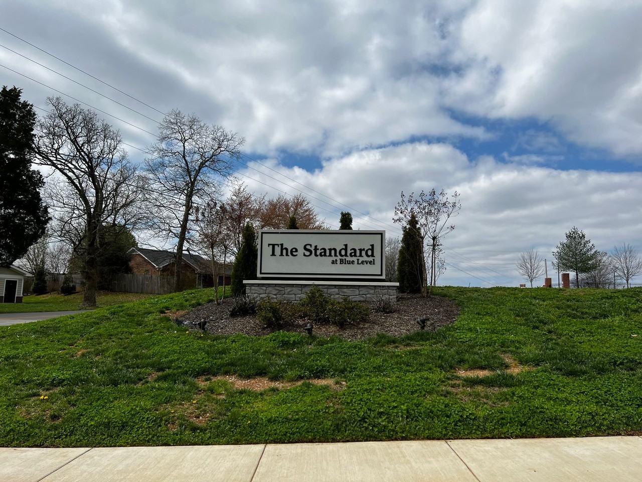 478 Superior Court - Photo 2 of 30