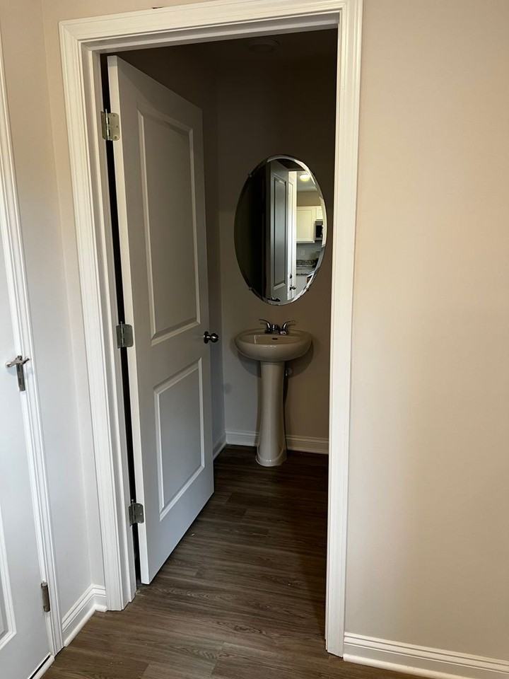478 Superior Ct - Photo 6 of 30