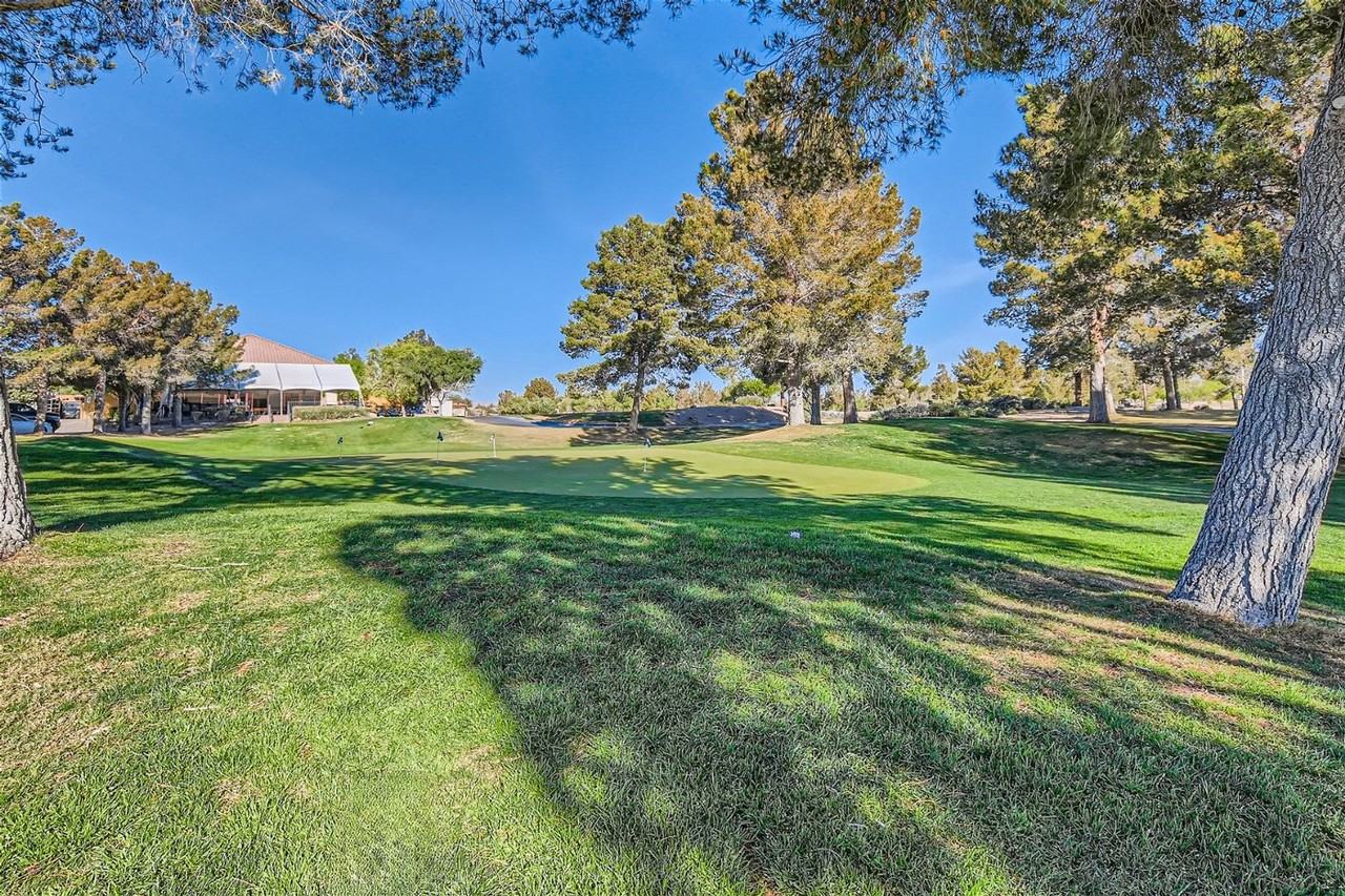 2516 Mourning Warbler Ave - Photo 2 of 32