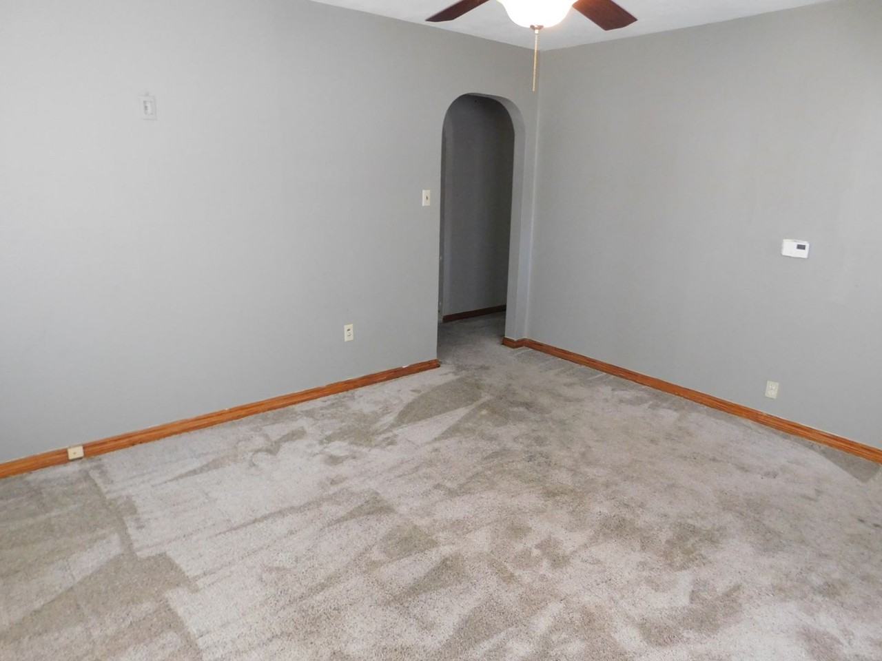 1122 Ada St - Photo 3 of 15