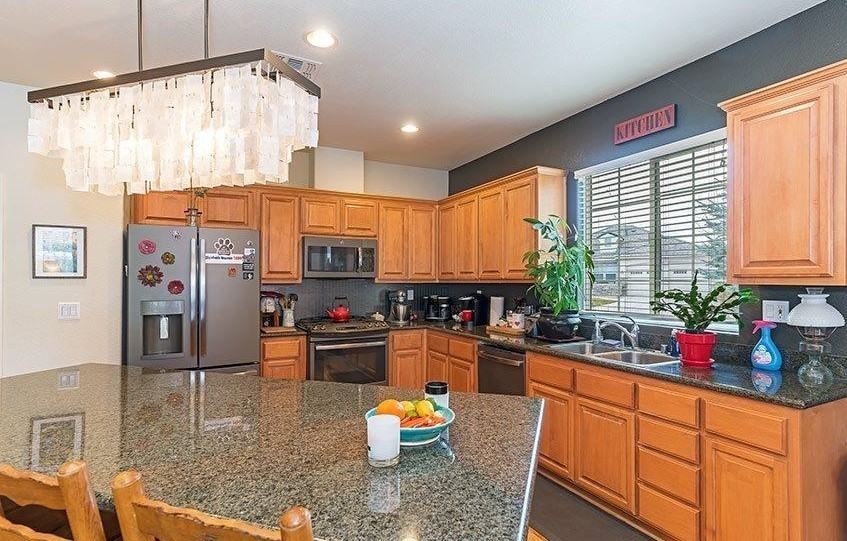 7891 Morgan Pointe Cir - Photo 6 of 14