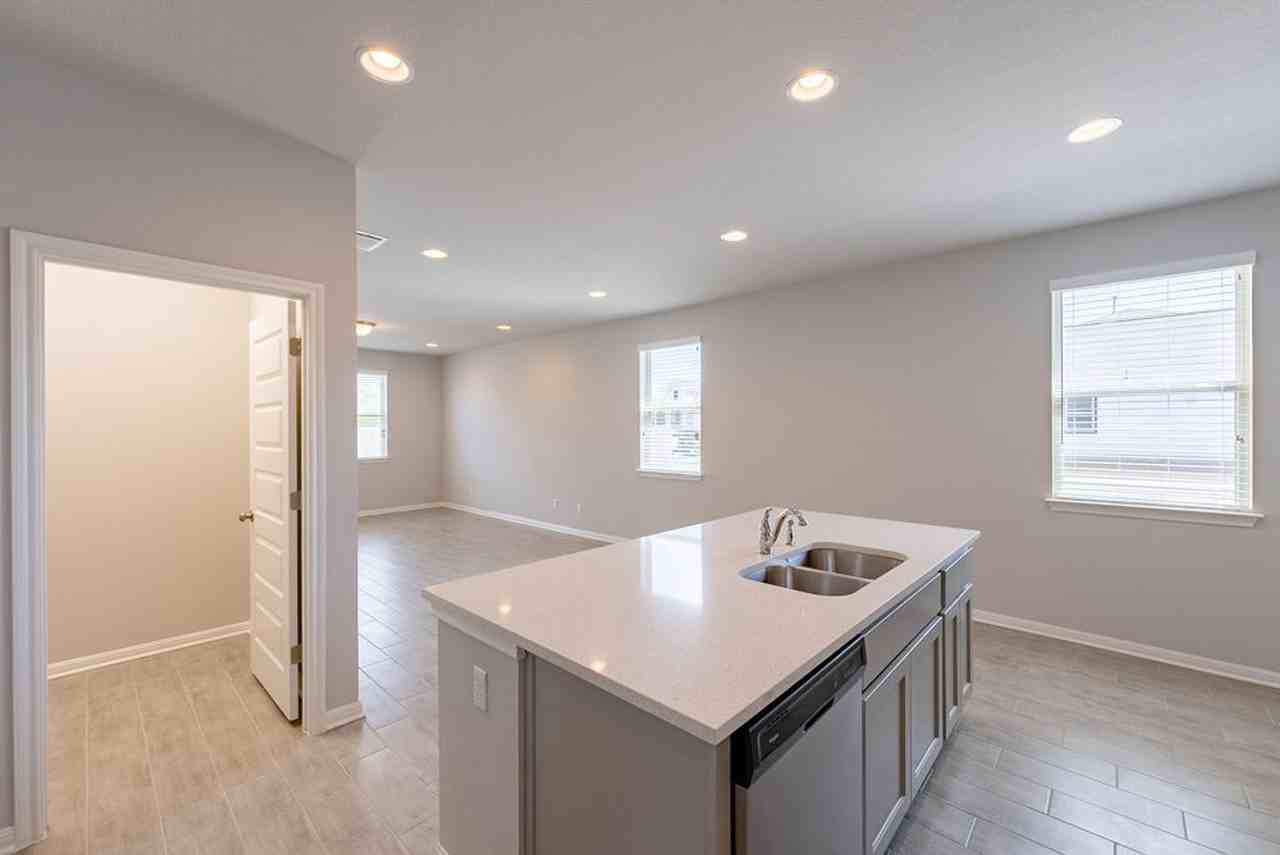 12411 Zenyatta Dr - Photo 6 of 22