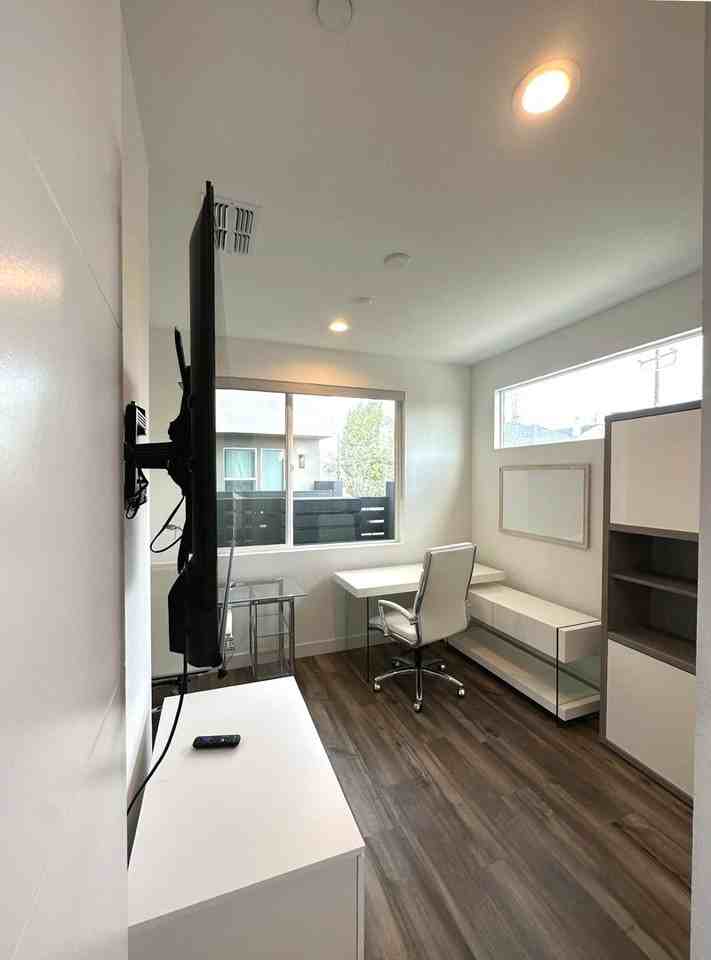 3901 Wattling St - Photo 3 of 32