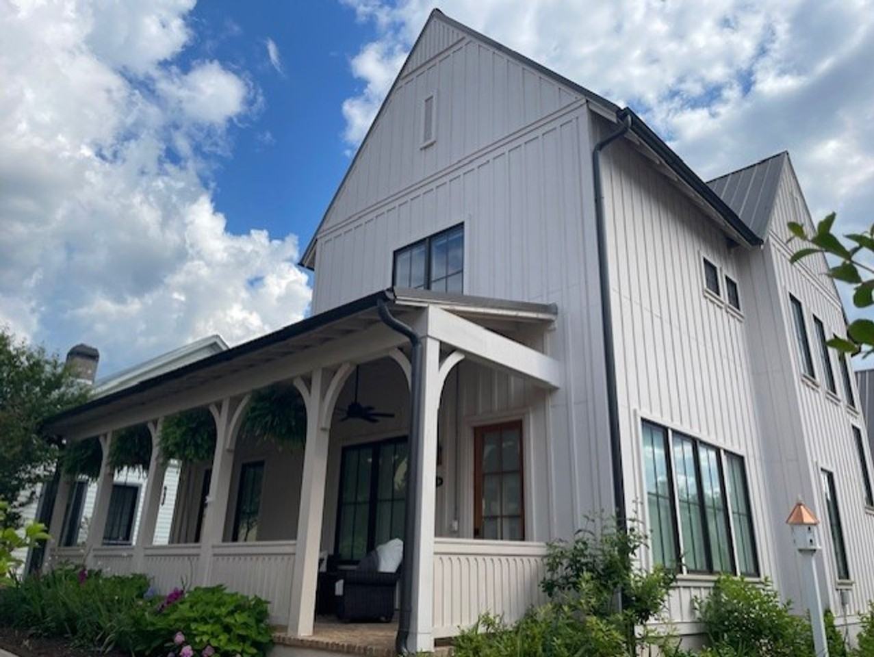 260 Mado Ln - Photo 2 of 32