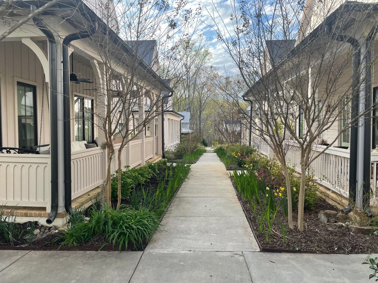 260 Mado Ln - Photo 3 of 32