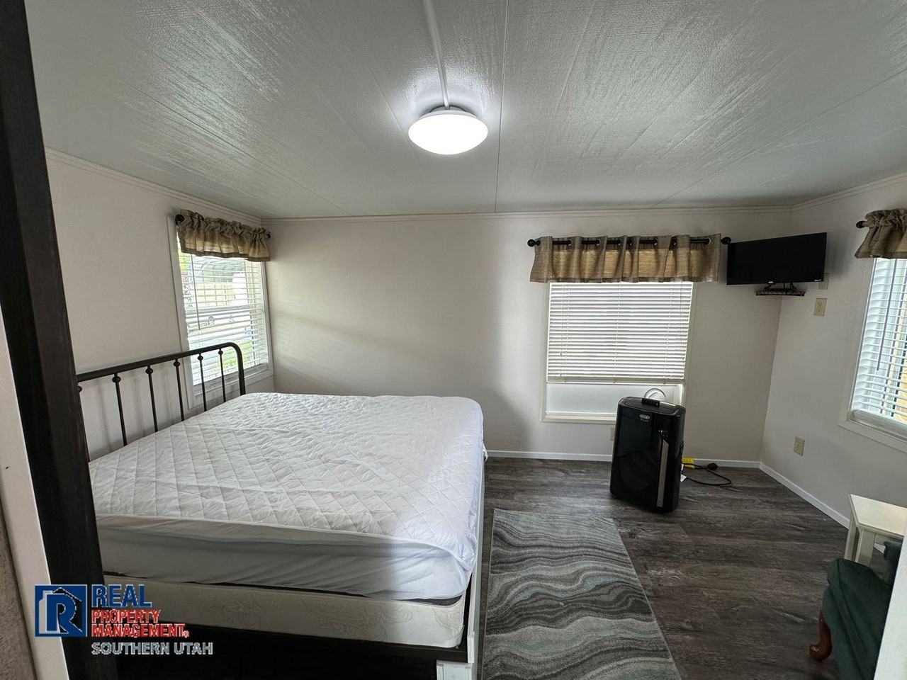 41 N Volcano - Photo 6 of 12
