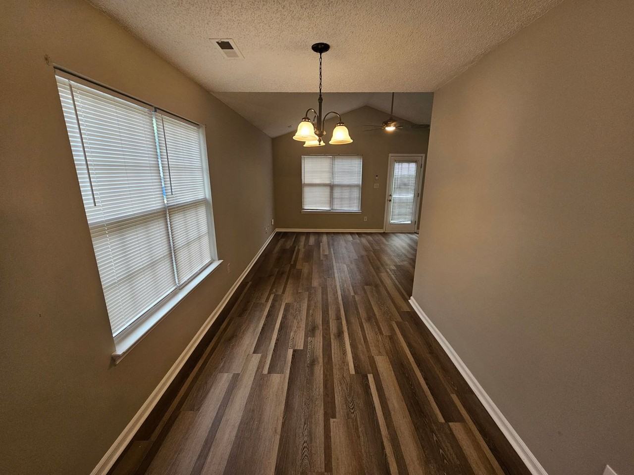 1330 Braveheart Ln - Photo 4 of 27