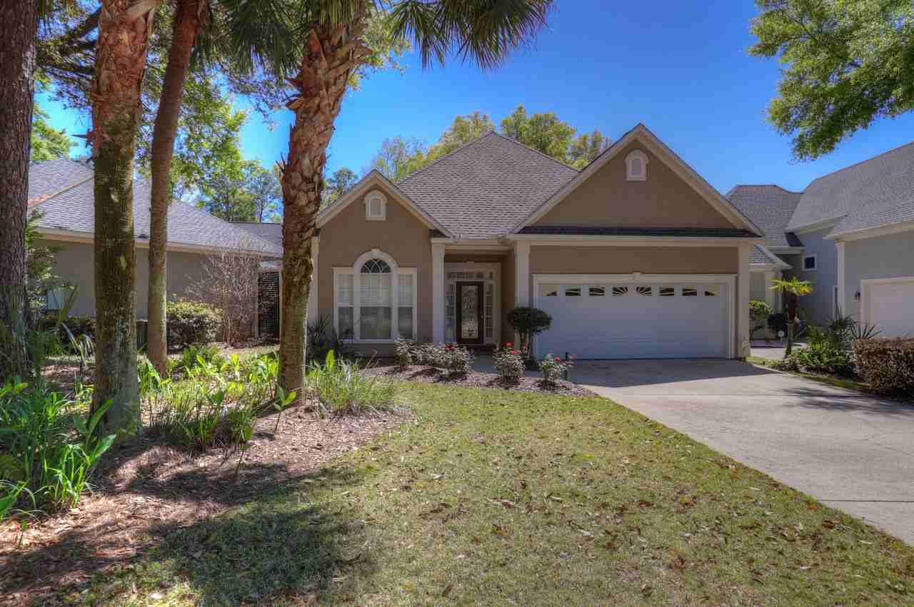 320 Clubhouse Dr - Photo 2 of 26