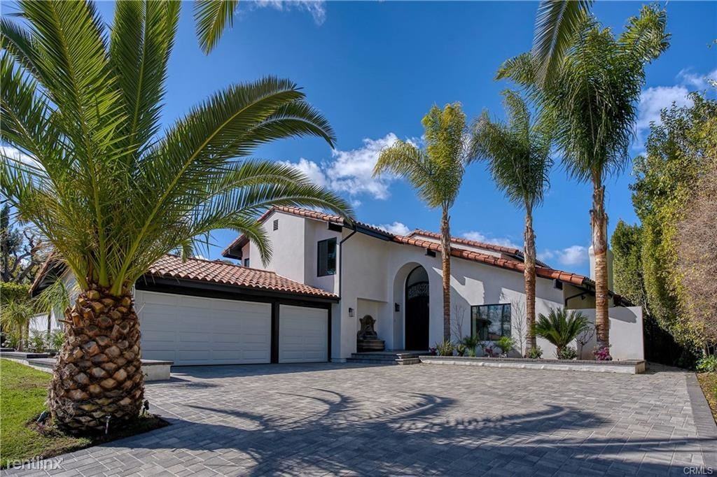 4337 Park Corona - Photo 3 of 22