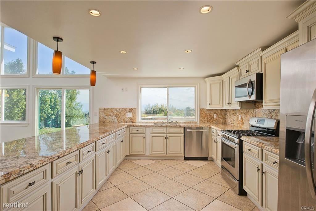 4028 Coldstream Ter - Photo 3 of 22